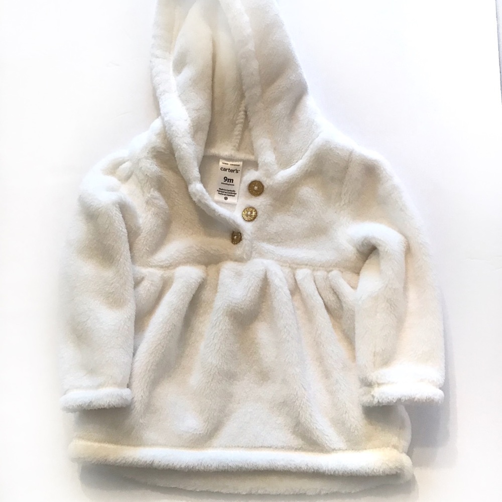Cater’s hooded sweater